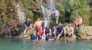 Mardinli doğaseverler Zore Kanyonu'nda serinledi