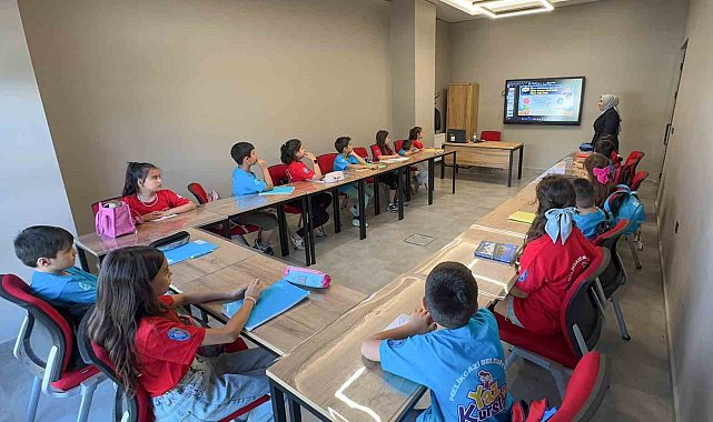 Melikgazi'nin kursları yaz mevsimine renk katıyor