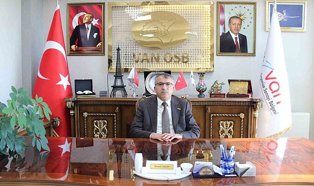 Memet Aslan: "Van hafif raylı sistem projesi, şehrimizin geleceğine yapılan en büyük yatırımlardan biridir"