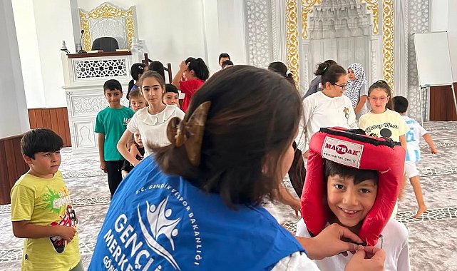 Menteşe Kur'an kurslarında "Merkezim Her Yerde" neşesi