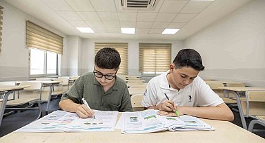 Mersin Büyükşehir Belediyesi kursları LGS'de başarı getirdi