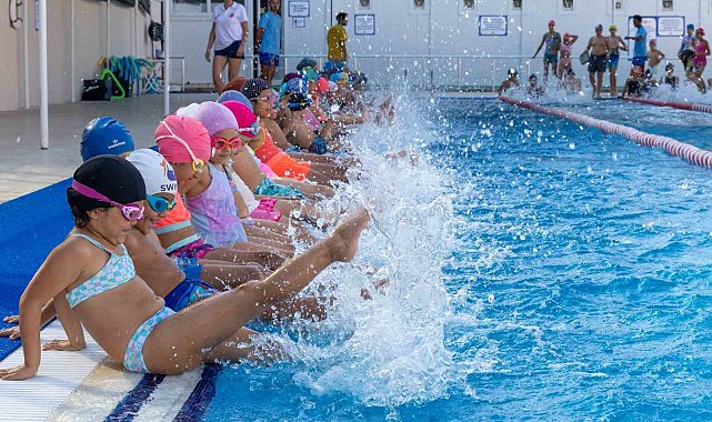 Mersin'de yüzme kurslarından bin 330 kişi faydalandı