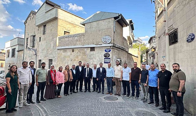 Milletvekili Bozgeyik, STK, esnaf ve muhtarları ziyaret ederek Gaziantep'in nabzı tuttu