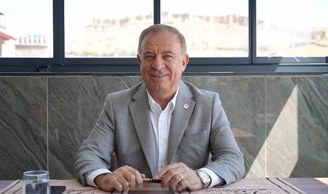 Milletvekili Gökan Zeybek Bayburt'ta parti çalışmalarını anlattı