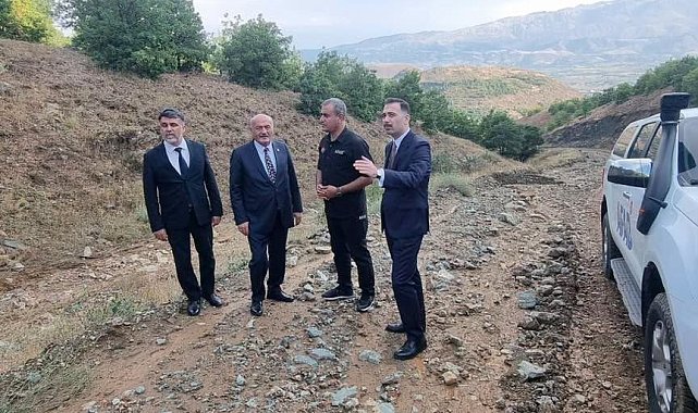 Milletvekili Karaman, Üzümlü'de toprak kayması bölgesini değerlendirdi