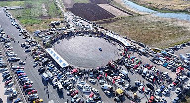 Modifiye araç tutkunları Sivas'ta buluştu