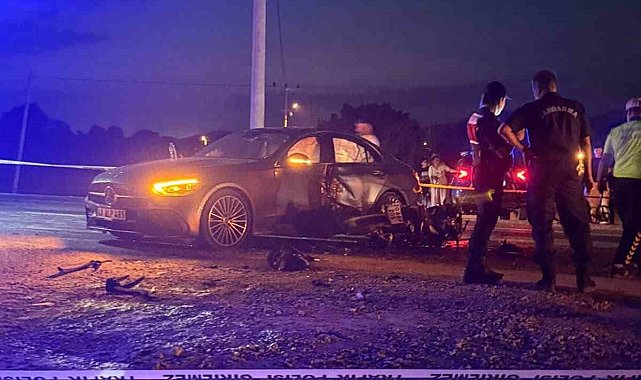 Motosiklet ile otomobil çarpıştı: 1 ölü