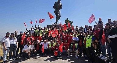 Motosiklet tutkunları Afyonkarahisar'da "Zafer Sürüşü" düzenledi