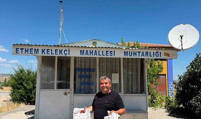 Muhtardan öğrencilere eğitim desteği