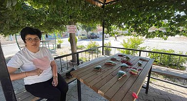 Muhtarın karpuz kabuğu tepkisi