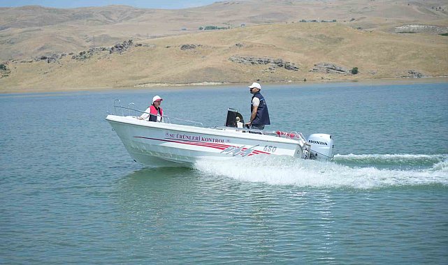 Muş'ta kaçak avcılığa tekne destekli sıkı denetim