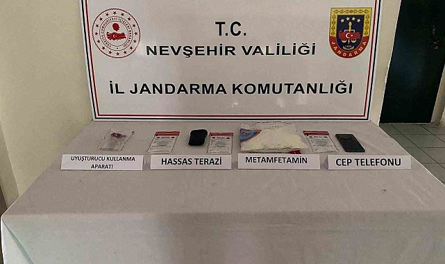 Narkotik köpeği 'Zırh' uyuşturucu sevkiyatını engelledi