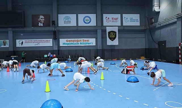 Nilüfer'de "Hentbol Akademisi" açıldı