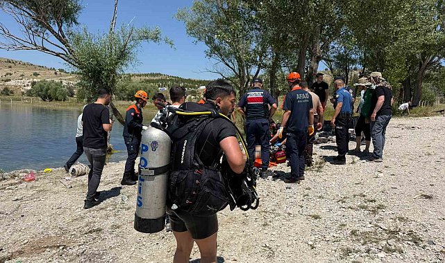Olta teknesini kurtarmak isterken barajda can verdi