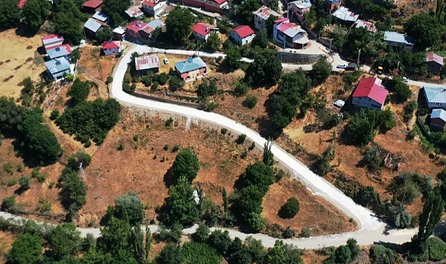 Ordu Mesudiye'de beton yol çalışmasıyla güvenli ulaşım