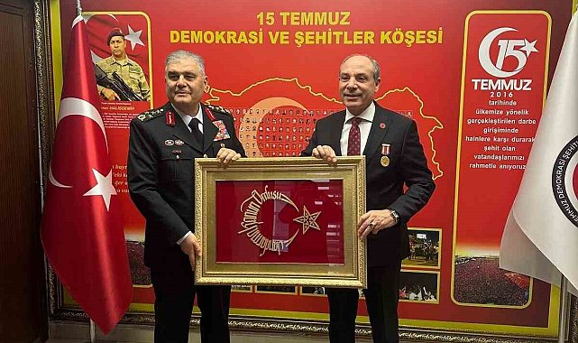 Orgeneral Çardakcı'dan 15 Temmuz Demokrasi Şehitleri, Gazileri ve Terör Mağdurları Derneğine ziyaret