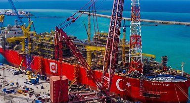 Osman Gazi için kritik aşama! 260 tonluk Alev Kulesi yerine yerleştirildi