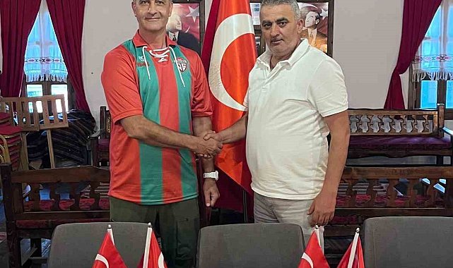 Osmanelispor 'İmparator' lakaplı Hasan Kol ile 'yola devam' dedi