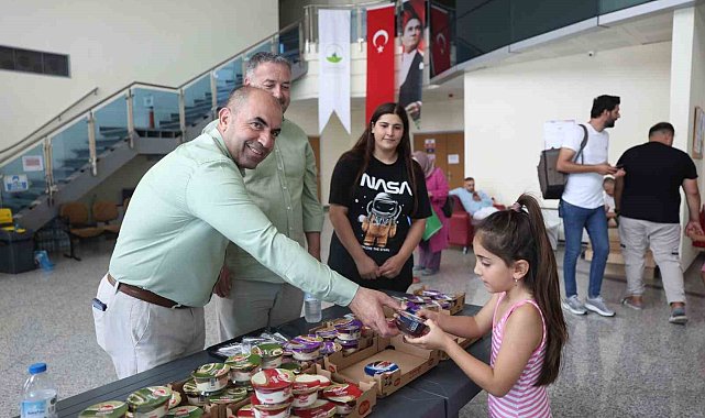 Osmangazi'de geleceğin yüzücüleri sertifikalarını aldı