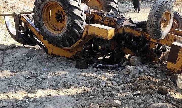 Osmaniye'de iş makinesi devrildi, operatör yaralandı
