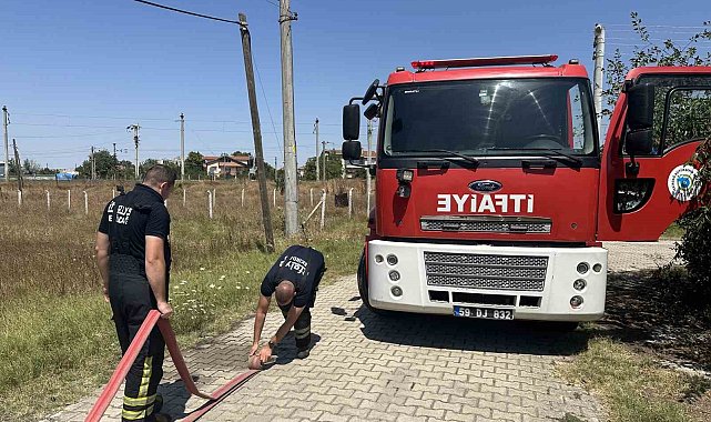 Ot yangını evlere sıçramadan söndürüldü
