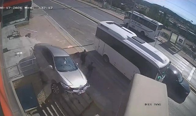 Otomobil merdiven boşluğuna uçtu: 2 kişi ezilmekten saniyelerle kurtuldu