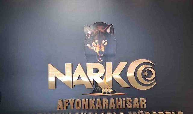 Otomobilde 1 kilo 100 gram uyuşturucu madde ile yakalanan şahıs tutuklandı