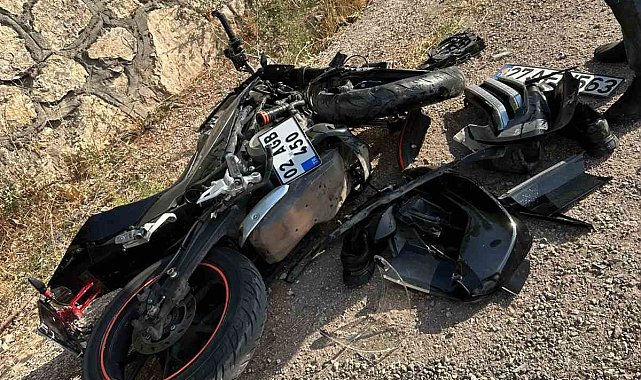 Otomobilin çarptığı motosiklet sürücüsü ağır yaralandı