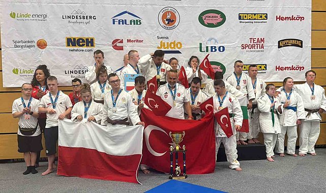 Özel Sporcular Down Judo Milli Takımı namağlup dünya şampiyonu