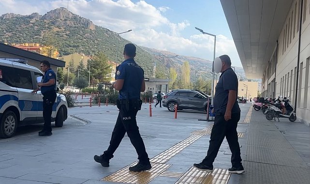 Park kavgasında komşularını bıçaklayan şüpheli tutuklandı