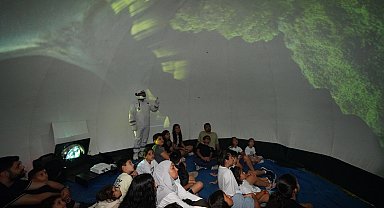 Perseid meteor yağmuru Beylikdüzü'nden izlendi