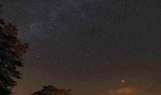 Perseid meteor yağmuru Erzurum semalarında görüntülendi