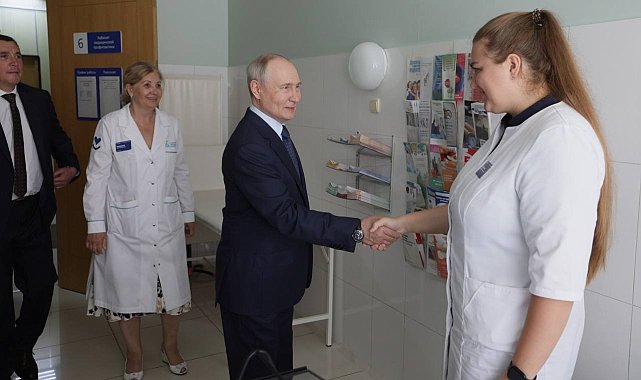 Putin'den Japonya'nın hak iddia ettiği Kuril adalarına ilk ziyaret