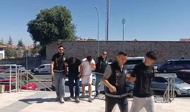 "Sazan sarmalı" dolandırıcılığına 3 ilde operasyon: 2 tutuklama