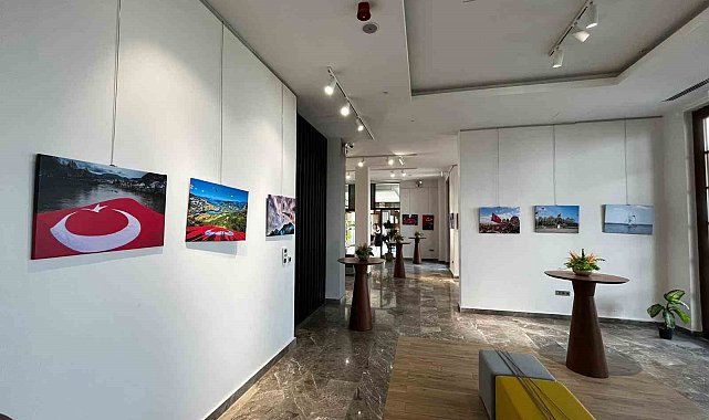 "Zaferin İzleri" fotoğraf sergisi