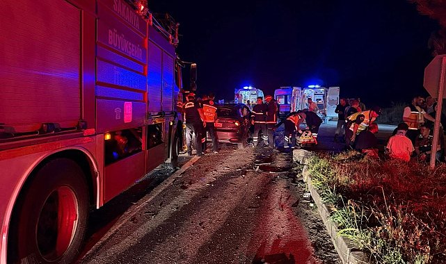 Sakarya'da iki otomobilin çarpıştığı kazada 5 kişi yaralandı