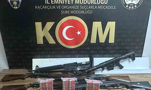 Sakarya'da silah kaçakçılığı operasyonu: 2 gözaltı