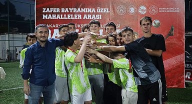 Sakarya'da Başkanlık Futbol Kupası'nda şampiyon Göktepe oldu