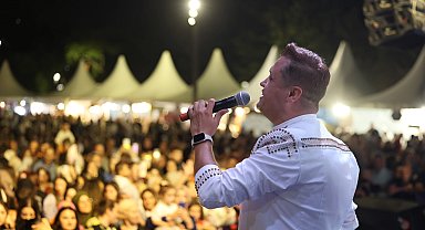 Sakarya'da şölene dönüşen Rumeli-Balkan rüzgârı