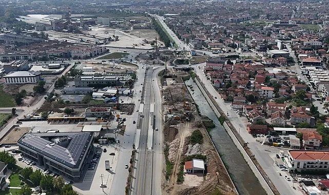 Sakarya'da Yazlık Kavşağı'nda trafiği rahatlatacak köprüde önemli aşama
