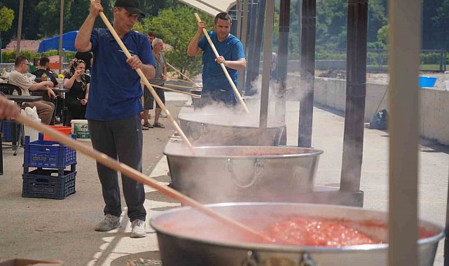 Salça yapımı için ilk ateşler yakıldı