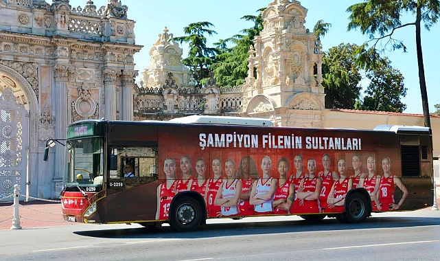 Şampiyonlar, İETT ile İstanbul'da