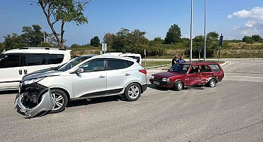 Samsun'da kavşakta kaza: 1 yaralı