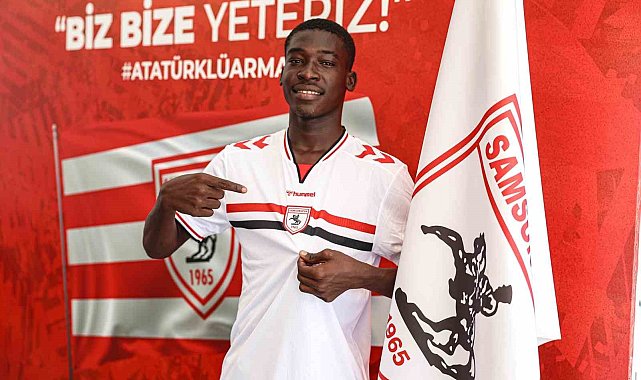 Samsunspor, 18'lik Çadlı futbolcu Daniel ile 5 yıllık sözleşme imzaladı