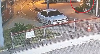 Seferleri durdurulan nostalji tramvayına yanıcı madde atıldı: O anlar kamerada