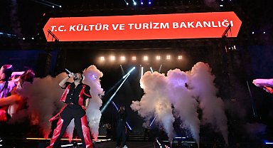 Sefo'nun şarkıları Erzurum'da yankılandı
