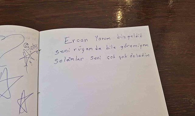 Şehitlik anı defterindeki duygusal yazılar