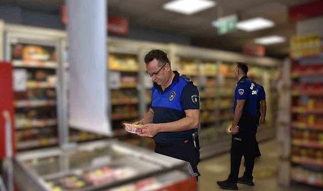 Şehzadeler'de zabıta ekiplerinden sıkı denetim