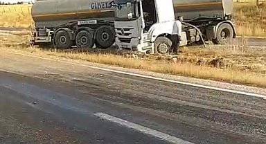 Siirt'te tır yoldan çıktı