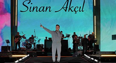 Sinan Akçıl'dan Erzurum'da unutulmaz konser